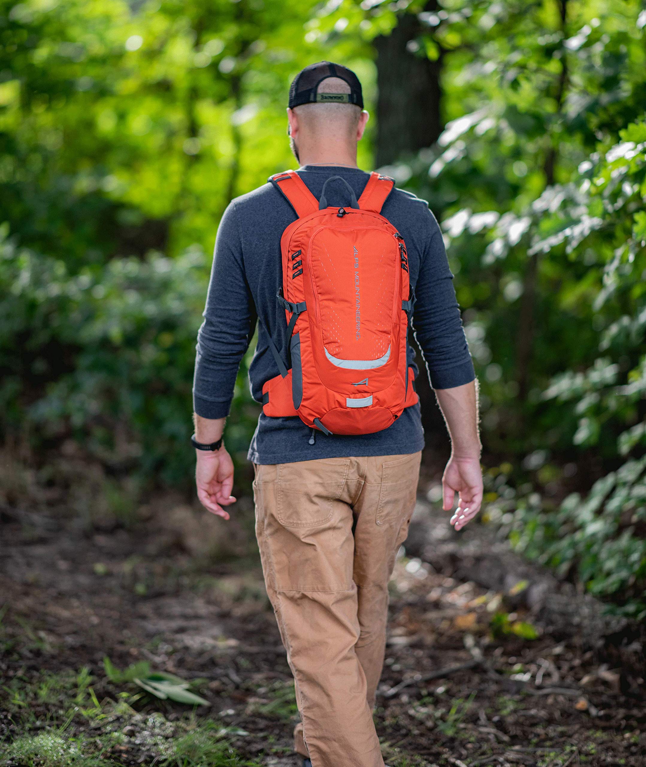 ALPS Mountaineering Hydro Trail 17L Backpack - Image 5