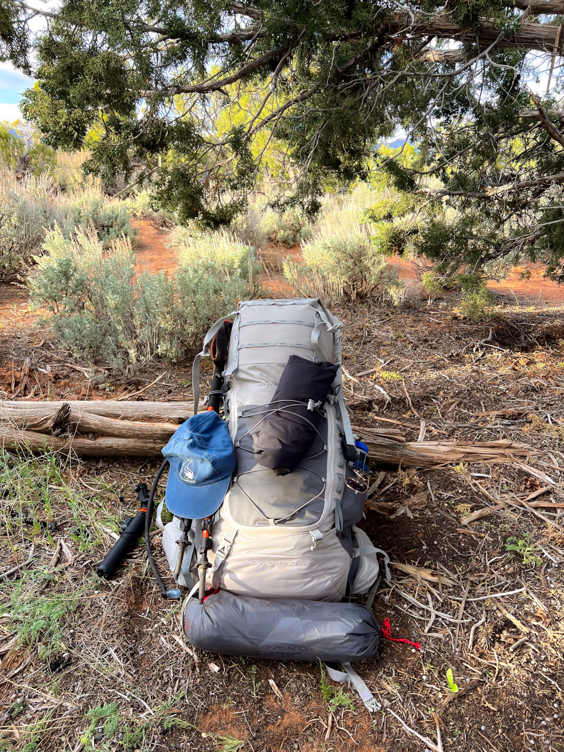 ALPS Mountaineering Nomad RT 50, Roll-Top Internal Frame Hiking Pack - Image 7